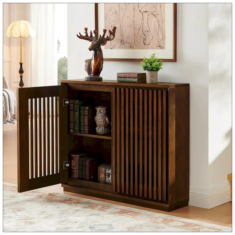 Bahut/Meuble de rangement Mid-Century Moderne cannelé et évidé