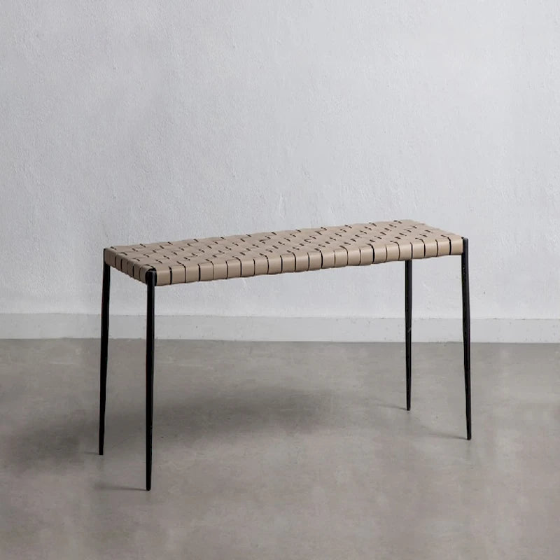 Table basse/banc en cuir tressé moderne du milieu du siècle Soho 71 cm/ 119 cm