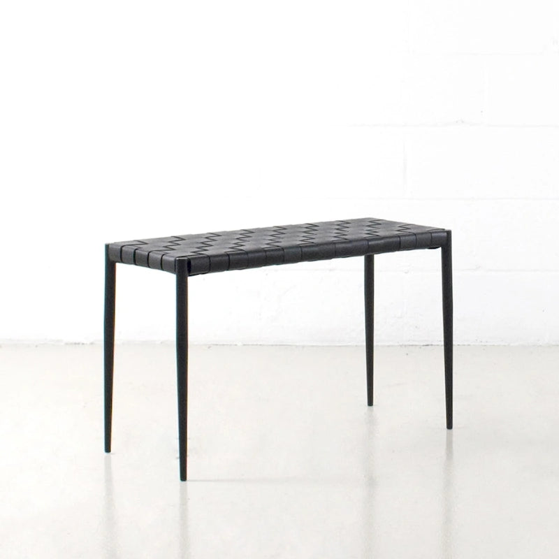 Table basse/banc en cuir tressé moderne du milieu du siècle Soho 71 cm/ 119 cm