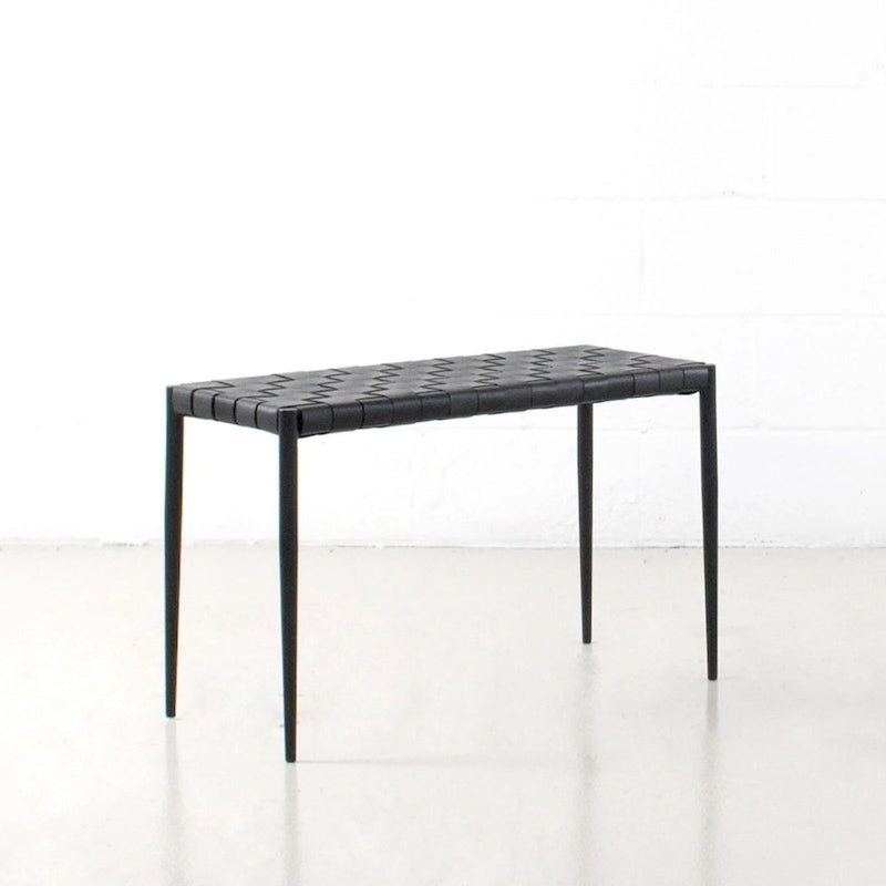 Table basse/banc en cuir tressé moderne du milieu du siècle Soho 71 cm/ 119 cm