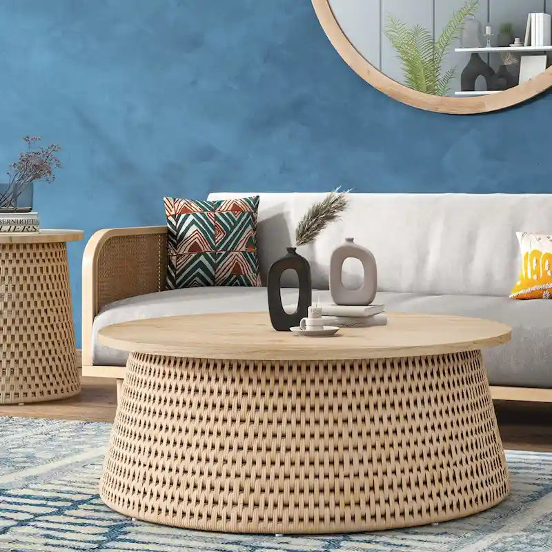 Table basse et table d'appoint Kamari en rotin avec plateau en bois