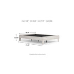 Lit plateforme Shawburn Whitewash avec 2 tables de chevet